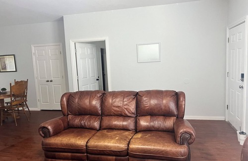 Calera House | 3-bedroom house in marvelous Calera with WiFi, AC