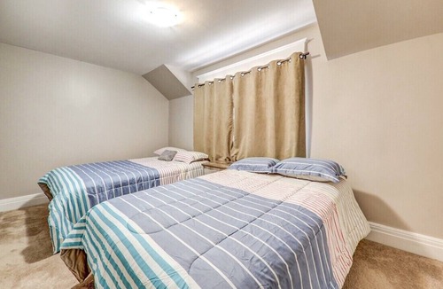 Oshawa Cottage | 3 bedroom house in oshawa