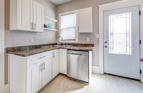 Oshawa Cottage | 3 bedroom house in oshawa