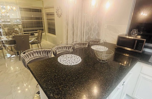 Mission Bend House | 3-bedroom house in perfect Houston with cool AC for relaxing stay