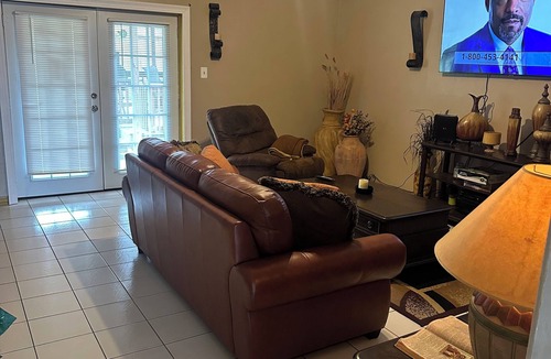 Kenner - Louis Armstrong International Airport House | 3 bedroom house in Saint Rose with AC