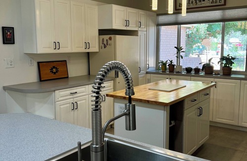 Alamedan Valley House | 3-bedroom house in charming Albuquerque with AC