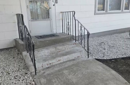 Des Plaines House | 3-bedroom house in beautiful Des Plaines with cool AC