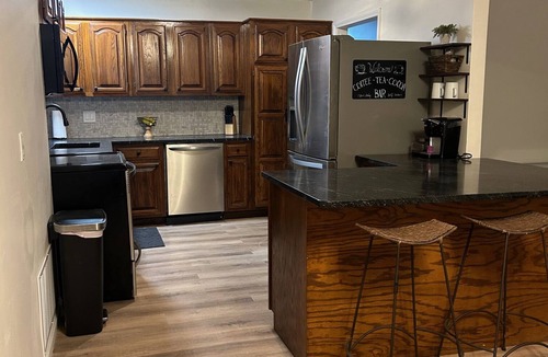 Independence House | 3-bedroom house in peaceful Independence. Enjoy your stay