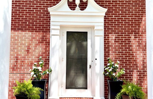 Madisonville House | 3-bedroom house in delightful Madisonville with AC comfort