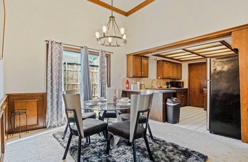 Midwest City House | 3-bedroom house in beautiful Midwest City with AC