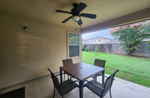 San Antonio House | 3-Bedroom House Near Six Flags and SeaWorld