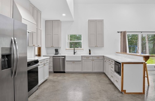 Jasper House | 3-bedroom house on Angelina River