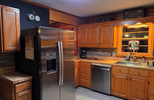 Hornbeak House | 3 bedroom house on Reelfoot Lake, perfect for families, fisherman and hunters