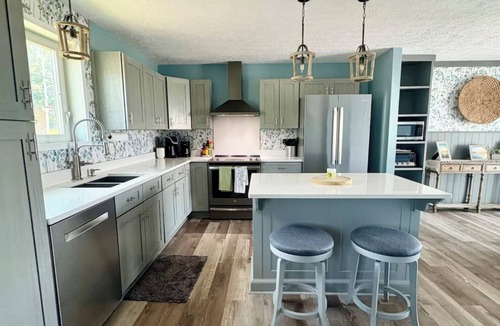 Waddington House | 3 bedroom house on St. Lawrence River in Waddington NY