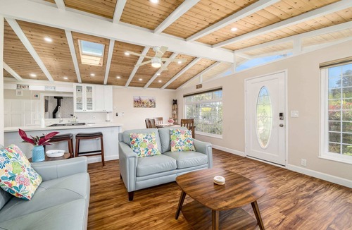 La Selva Beach House | 3 Bedroom House - 3 min from beach!