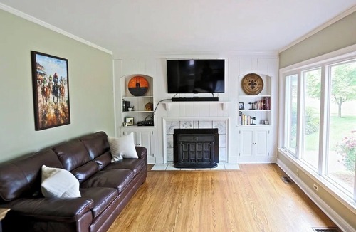 St. Matthews House | 3-bedroom house in charming St Matthews Walking distance to multiple restaurants