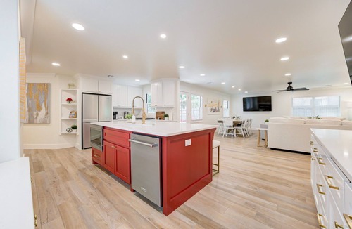 Norman House | 3-bedroom house, walking distance to OU stadium, parking for 4 vehicles