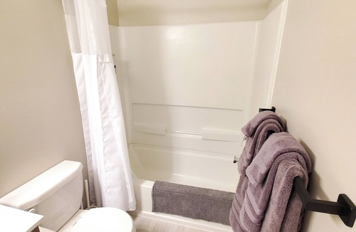 Wichita House | 3 Bedroom in Safe Area! W&D + Workout Equipment