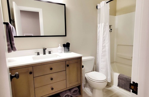 Wichita House | 3 Bedroom in Safe Area! W&D + Workout Equipment
