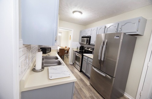 Cape Fear House | 3-bedroom, King Bed, Workspace, Wi-Fi, Near Ft. Bragg/Ft. Liberty and Downtown