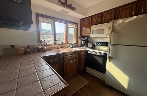 Lake George Ski Chalet | 3-bedroom lake chalet with AC in charming Lake George
