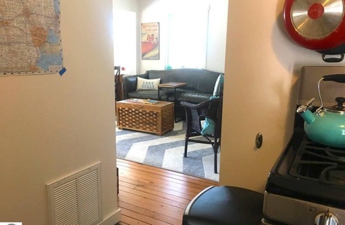 Mayfield Cottage | 3 Bedroom Lakefront Cottage
