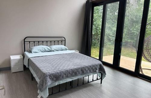 Lakefield House | 3-bedroom Lakefront Villa #7