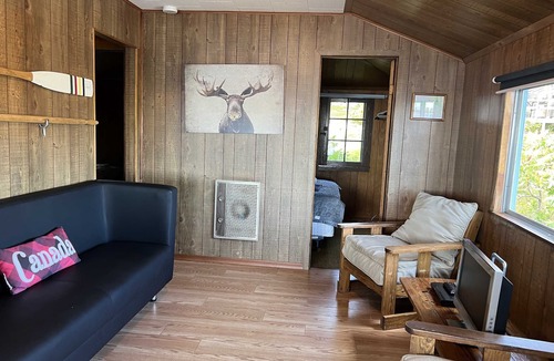 Carling Cabin | 3-bedroom Lakeview Cottage - Rockwood #8