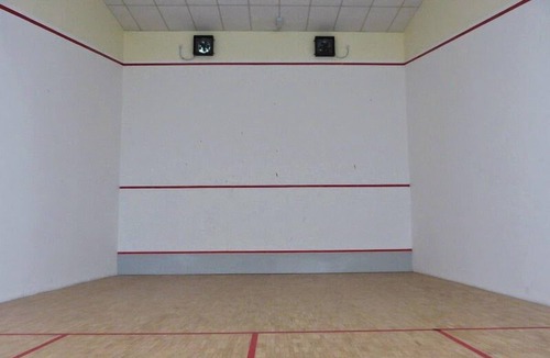 Hulu Kinta Apartment | 3 Bedroom Lakeview Premier Suite #9