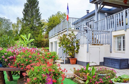 Chambornay-les-Pin Apartment | 3 bedroom lovely apartment in Chambornay-Lès-Pin