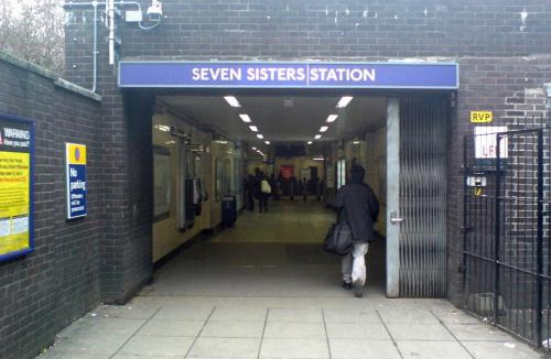 Tottenham Green Apartment | 3 bedroom London with Garden near Tube Station