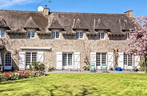 Plelan-le-Petit House | 3 bedroom lovely home in Plélan-le-Petit