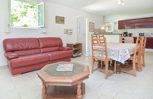Le Sambuc Apartment | 3 bedroom lovely apartment in Le Sambuc