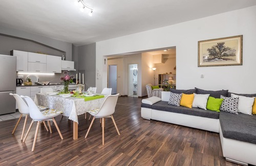 Rubesi Apartment | 3 bedroom lovely apartment in Kastav