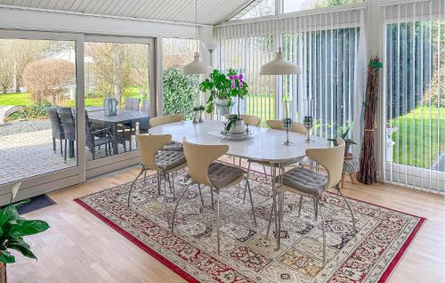 Kirke Hyllinge House | 3 Bedroom Lovely Home In Kirke Hyllinge
