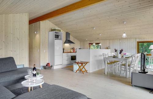 Marielyst House | 3 bedroom lovely home in Væggerløse