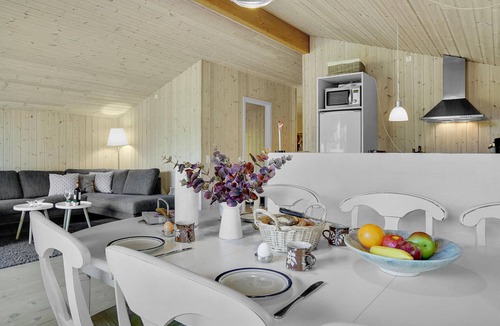 Marielyst House | 3 bedroom lovely home in Væggerløse