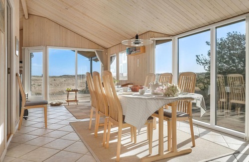 Lild Strand House | 3 bedroom lovely home in Frøstrup