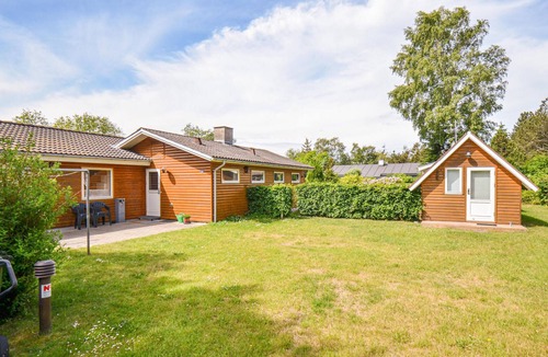 Fjellerup Strand House | 3 bedroom lovely home in Glesborg