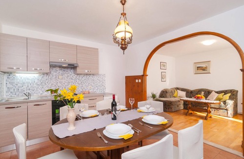 Pucisca House | 3 bedroom lovely home in Pucisca