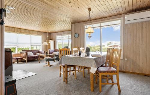 Skastrup Strand House | 3 Bedroom Lovely Home In Bogense