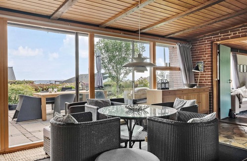 Mommark Strand House | 3 bedroom lovely home in Sydals