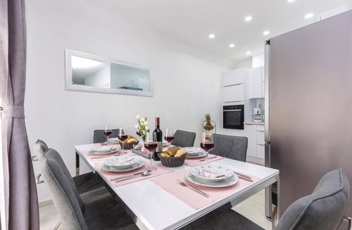 Grizane House | 3 bedroom luxurious home in Grizane