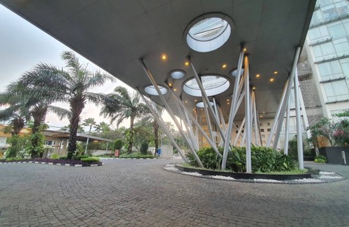 Gading Apartment | 3 bedroom Luxury Condo at Summit Apartment in Kelapa Gading, North Jakarta