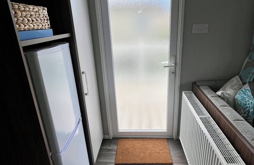 Prestonpans House | 3-bedroom luxury tiny home with WiFi