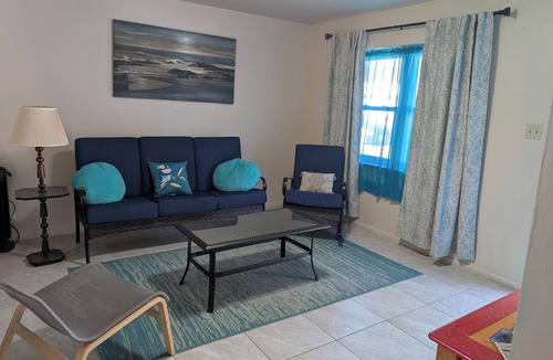 Rockdale Apartment | 3-bedroom Make yourself home while in Rockdale B