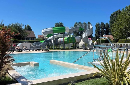 Ouistreham House | 3 bedroom mobile home in NORMANDY. Plage at 2.5 km.