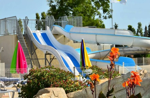 Lunel House | 3-bedroom mobile home sleeps 6