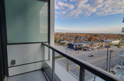 The Queensway Condo | 3 bedroom Modern Condo Bright Great Location + Gym