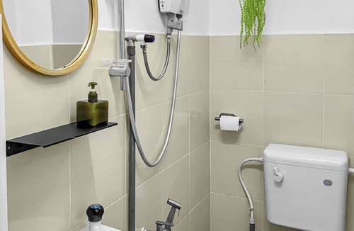 Batu Pahat Hostel | 3 Bedroom