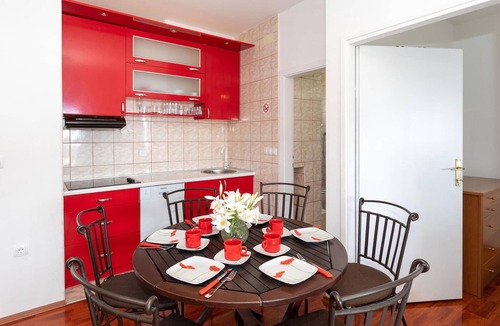 Komarna Apartment | 3 bedroom nice apartment in Komarna