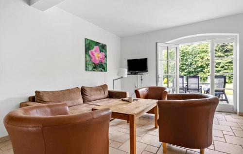 Nimtofte Apartment | 3 Bedroom Nice Apartment In Nimtofte