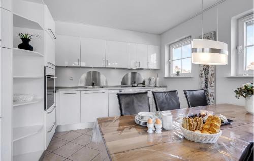 Bogense Apartment | 3 Bedroom Nice Apartment In Bogense