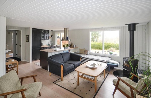 Allingabro House | 3 bedroom nice home in Allingåbro
